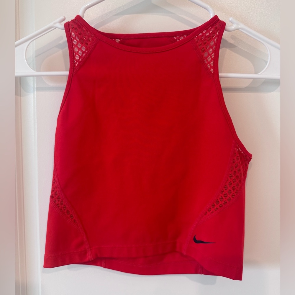 Nike Women’s Dri-Fit Red Top with Mesh Accents Size XS